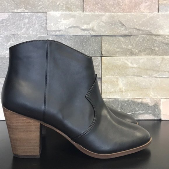 BP. Block Heel Bootie - Picture 6 of 10